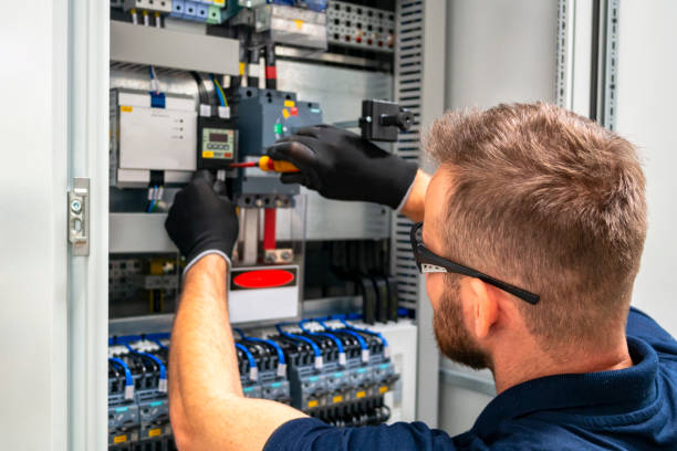 Best Commercial Electrician Services  in Oneida, TN